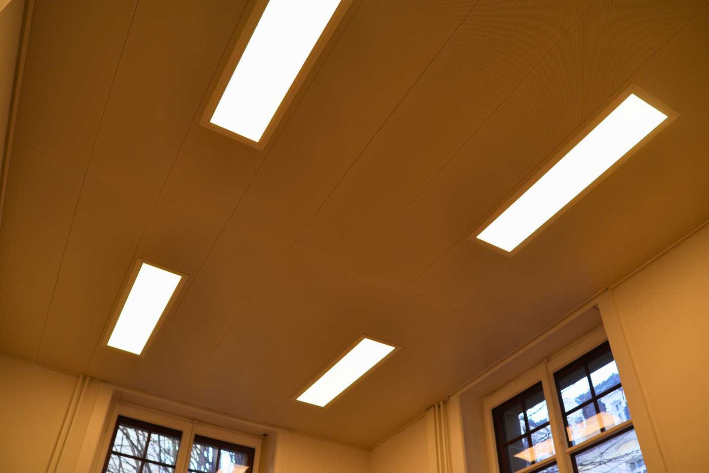 Éclairage professionnel pour bureaux d’avocats à Lausanne 7