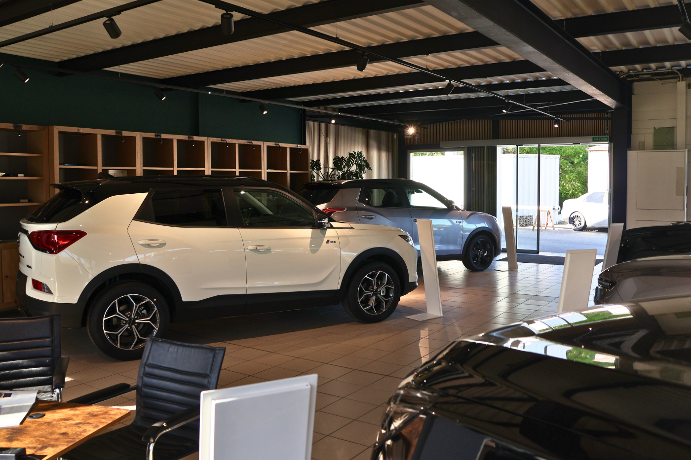 Éclairage showroom automobile à Lausanne